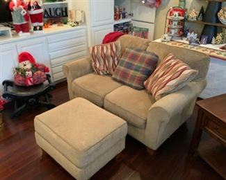 Love Seat & Ottoman (Have another love seat that matches)