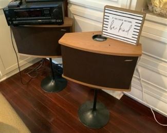 901 Series VI Bose Speakers With Tulip Stands & Bose Amp