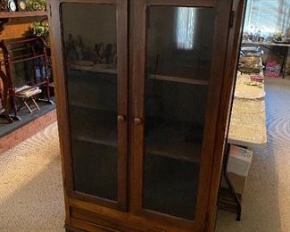 Old China/Display Cabinet