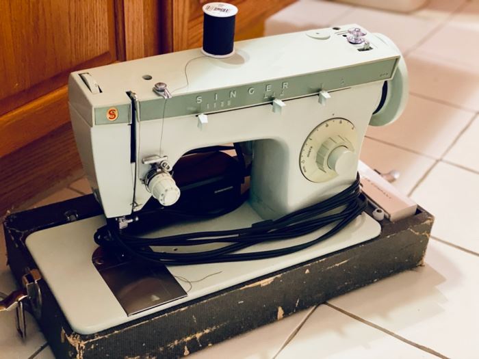 Vintage Singer sewing machine 