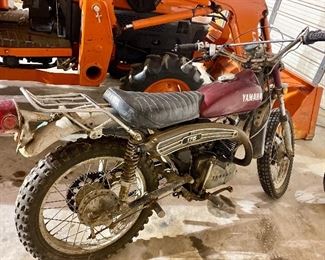 Yamaha, 1972, 175, clear title, one owner, needs TLC, but fun bike to restore or make into a cafe bike! ;)