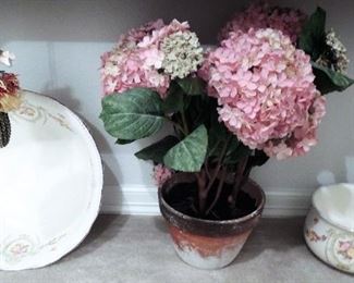 China chamber pot - floral arrangements