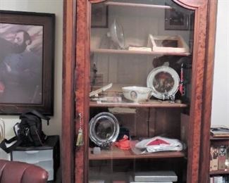 Display Case - Antique, 1 hidden drawer, 1 interior door