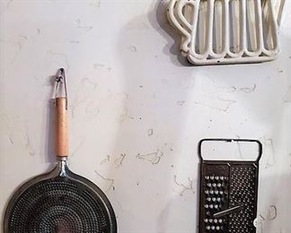 kitchen new to antique