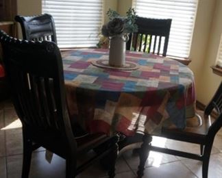 kitchen table (has leaf)