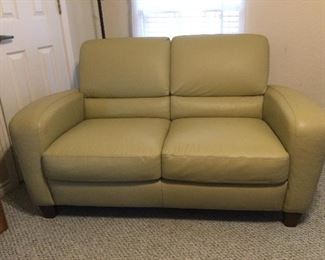 Italsofa Italian Leather Love Seat.   (35"h @ back x 24"h at arm x 16.5" @ seat x 59"w x 35"d:  $375.00 (as is)