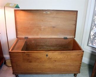 Exceptional Early Blanket Chest