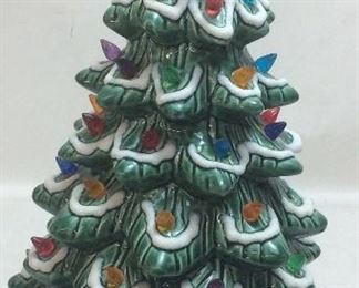 VINTAGE CERAMIC CHRISTMAS TREE