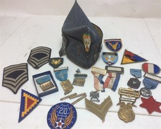 VINTAGE MILITARY MEDALS &