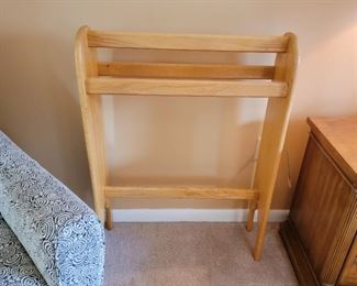 38 x 27