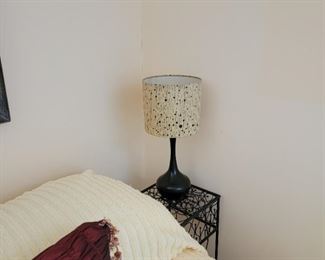 lamp: 18"h, table: 27 x 10
