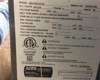 GOODMAN CONDENSING UNIT, SOME DAMAGE TO CASE