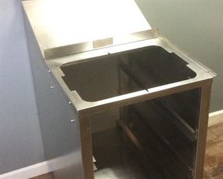 STAINLESS COMMERCIAL KITCHEN