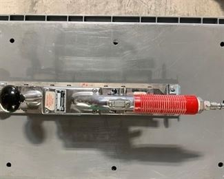 HUTCHINS HUSTLER PNUEMATIC SANDER