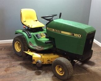 JOHN DEERE 160 LAWNMOWER w KAWASAKI ENGINE, 