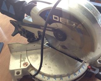 DELTA TABLE MITER SAW