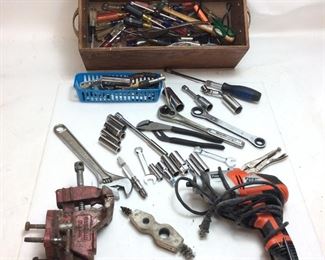 ASSORTED HAND TOOLS, SOCKETS