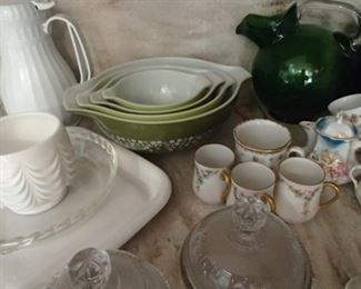 Set of vintage bowls, kitchenware