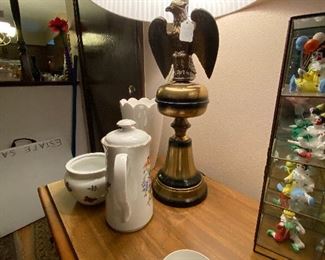https://www.ebay.com/itm/124579748052	TR8051 Eagle Lamp #1 - Estate Sale Pickup		BUY-IT-NOW	 $45.00 
