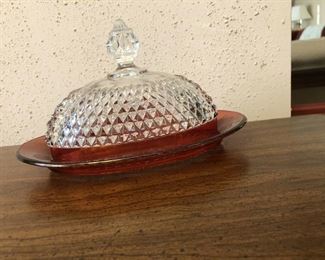 https://www.ebay.com/itm/124577777307	TR8005 Cranberry Glass - Covered Oval  Dish Pickup Only		BUY-IT-NOW	 $20.00 
