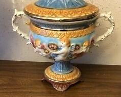 https://www.ebay.com/itm/124577777304	TR8013 Majolica Pottery Pickup Only		BUY-IT-NOW	 $20.00 
