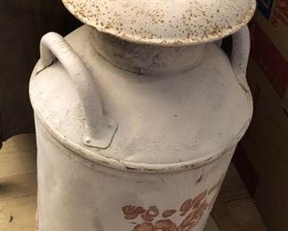 https://www.ebay.com/itm/124574983869	TR8031 Vintage Pink Metal Milk Can Pickup Only		BUY-IT-NOW	 $20.00 

