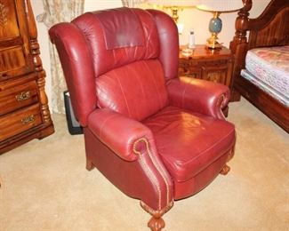 Lay-z-Boy leather recliner
