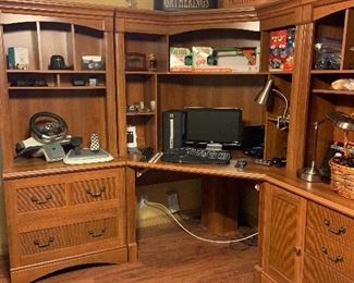office furniture, matching 5 piece cabinets 