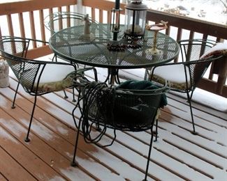 Metal Patio Set Including 48" Round Table With Four Chairs, Includes Decor On Table Top
