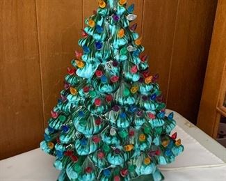 Ceramic Christmas Tree/Musical