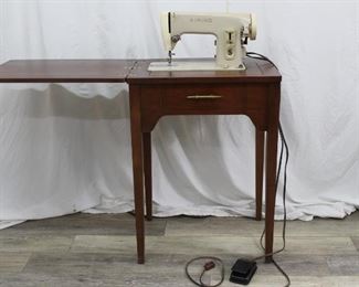 Vintage Singer Sewing Machine Cabinet Stand