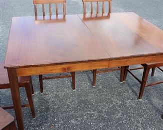 Beautiful Mid Century Dining Table and Six Chairs 