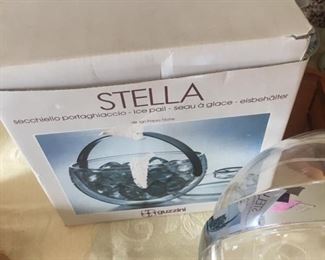 Guzzini Stella lucite ice bucket--very MCM-still MIB