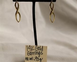 14k Gold earrings