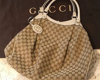 Gucci Sukey handbag, in like new condition