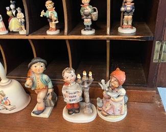 HUMMEL Figurines