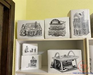 DEPARTMENT 56 Snow Village