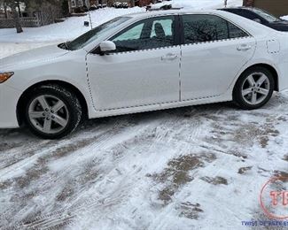 2014 Toyota Camry SE  with ONLY 16,255 Miles - Excellent Condition