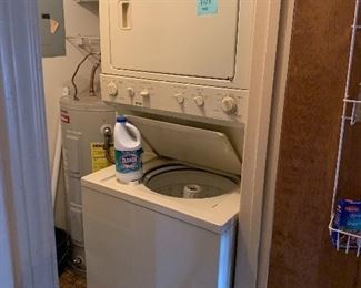 Stacking washer and dryer
