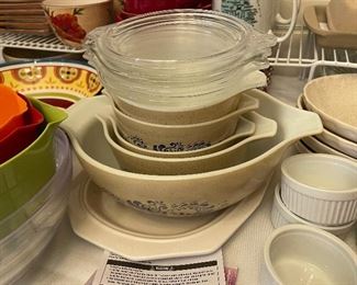 Pyrex bowls and casseroles 