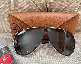 Item 165:  Unisex Ray-Ban Sunglasses (new): $125