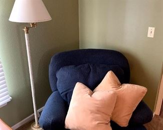 Vintage Standing Lamp, Ultra Suede Pillows, & Linden Quartz Wall Clock!