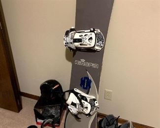 Kingpin Snowboard w/ Bindings!