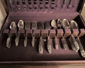 1944 "Danish Queen" Harmony House silver plate flatware - 60 pieces