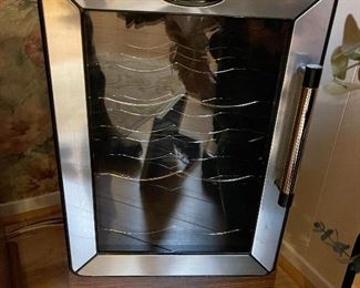Cuisinart wine fridge 