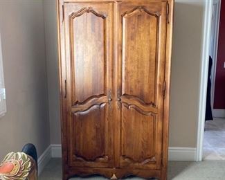 Ethan Allen Waredrobe 