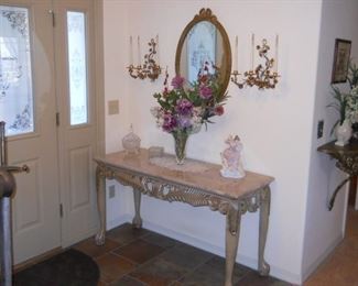 DESIGNER MARBLE TOP FOYER ENTRANCE PEICE