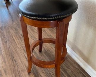 We have 5 swivel bar stools like this one!