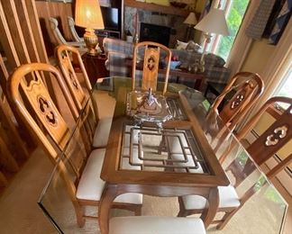 Thomasville Mystique dining table with 6 chairs