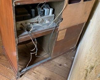 #3	Old Radio Cabinet w/Radio & Phonograph (not working) 35x17.5x35	$75 
